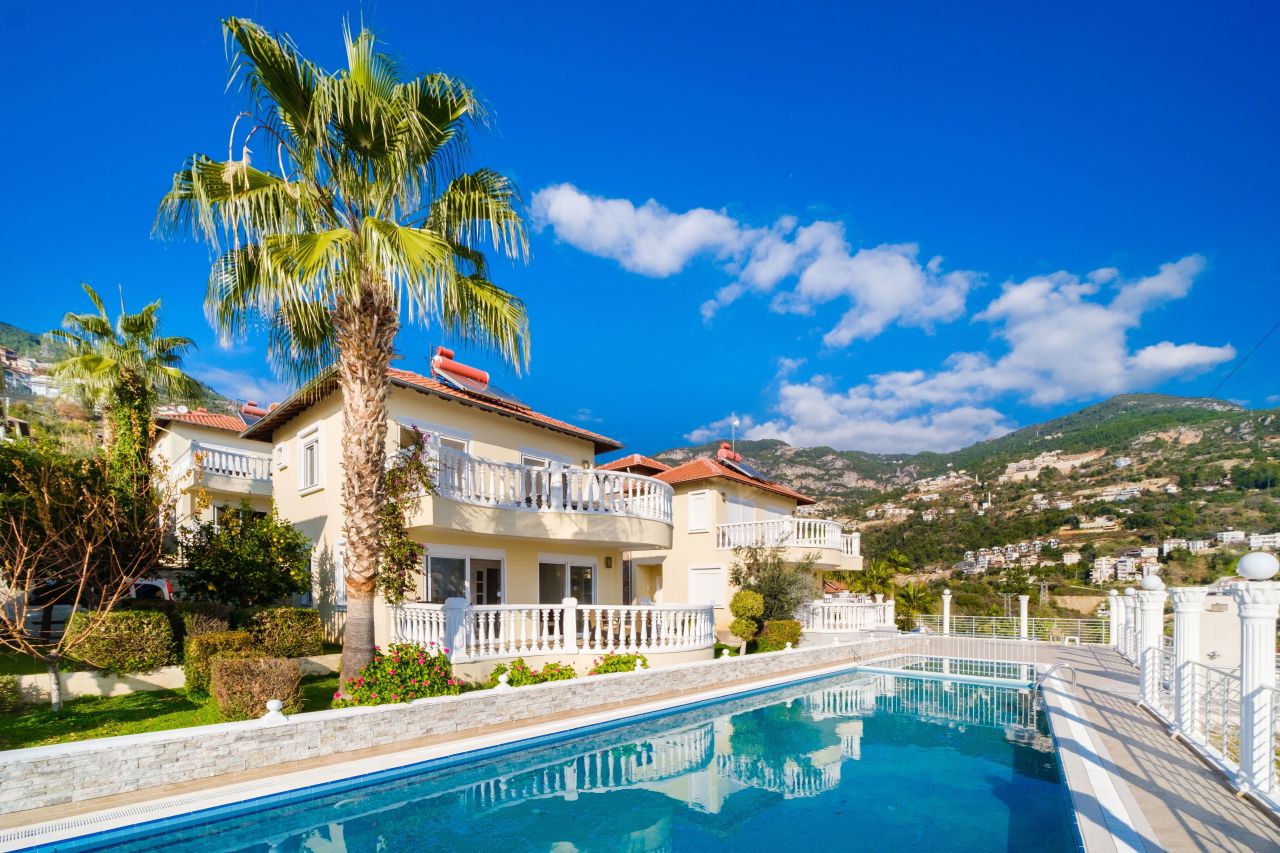 Villa en Alanya, Turquia, 179 m² - imagen 1
