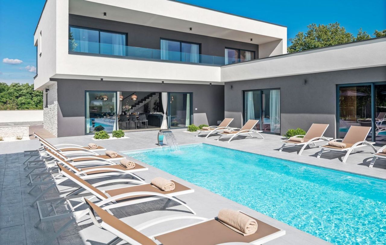 Villa en Rovinj, Croacia, 308 m² - imagen 2