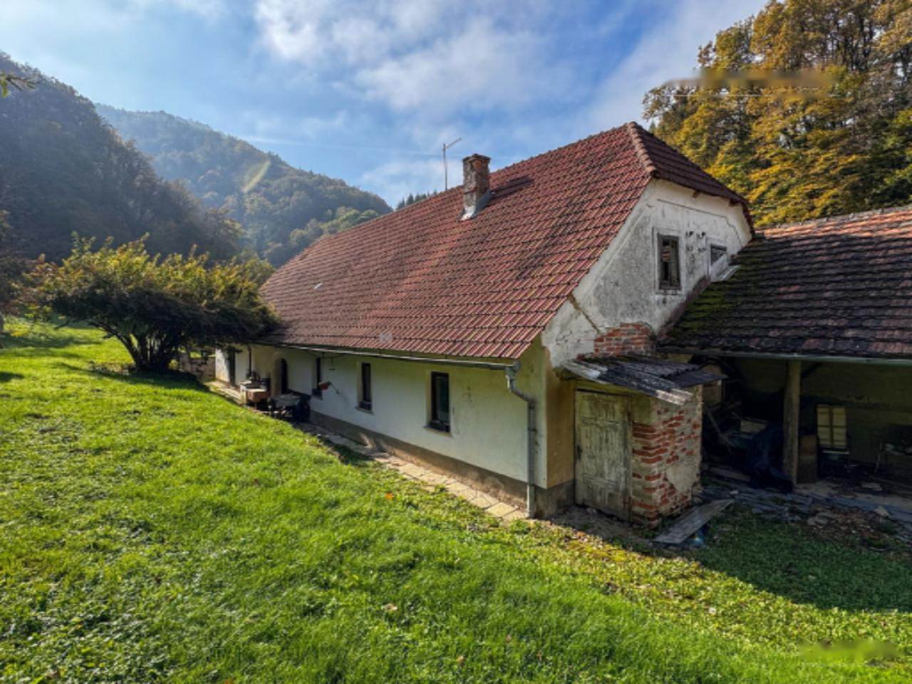 Maison à Litija, Slovénie, 170 m² - image 2