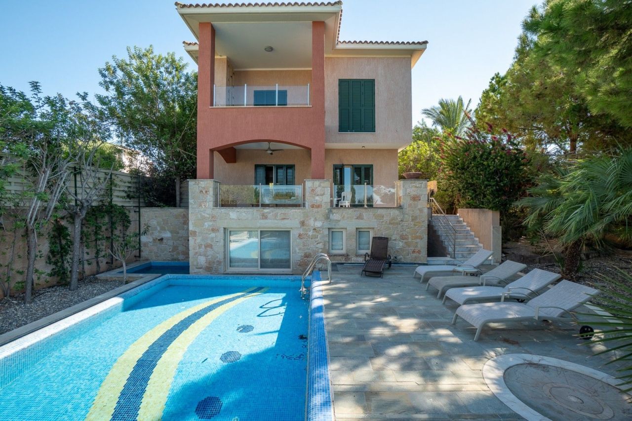 Villa en Pafos, Chipre, 280 m² - imagen 2