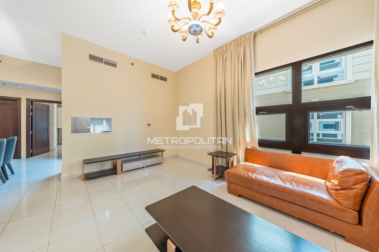 Apartamento en Dubái, EAU, 105 m² - imagen 1