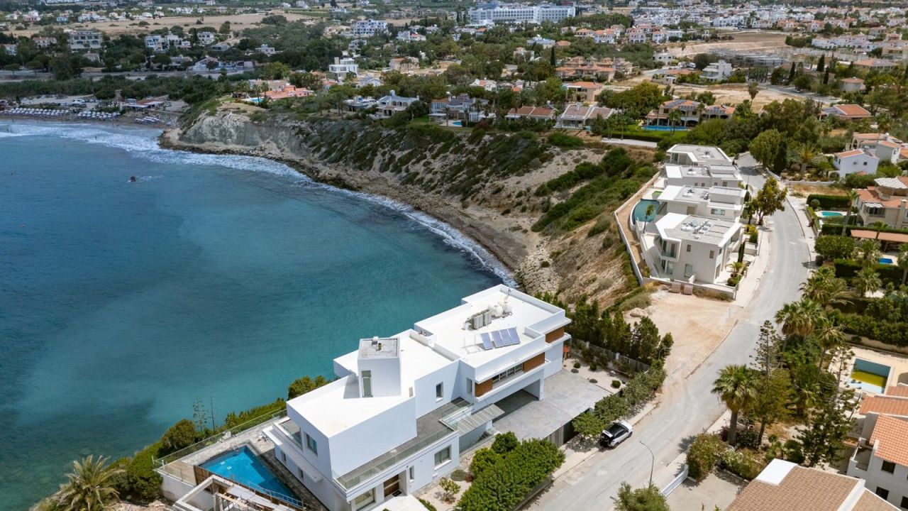 Villa in Paphos, Cyprus, 800 m² - picture 3