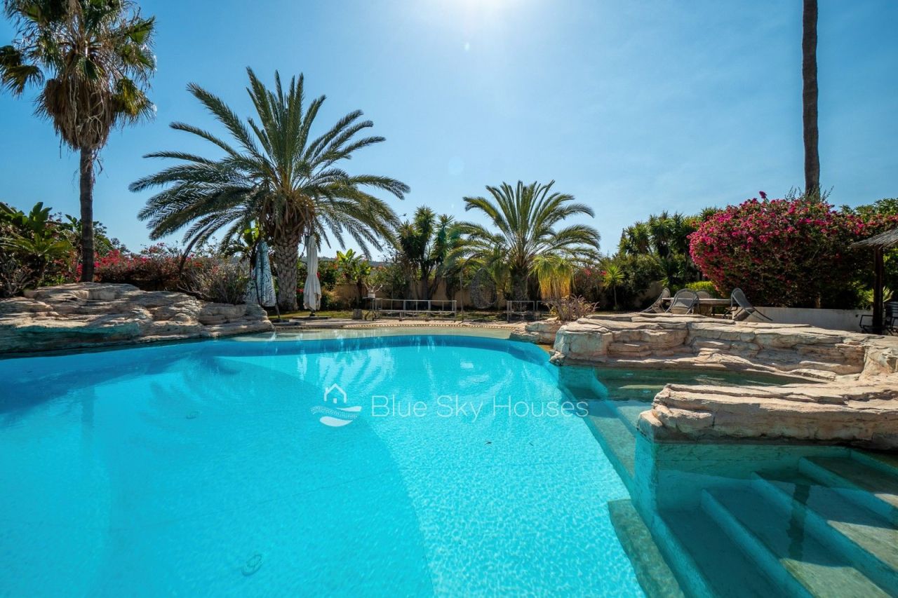 Villa in Limassol, Cyprus, 630 m² - picture 9