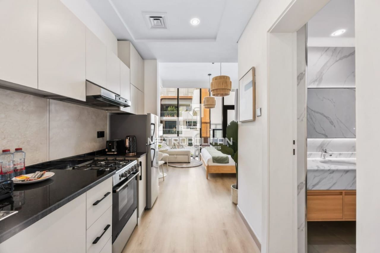 Apartment in Dubai, UAE, 29 m² - picture 9