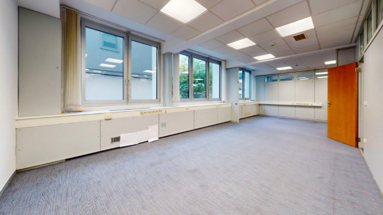 Bureau à Ljubljana, Slovénie, 608 m² - image 8