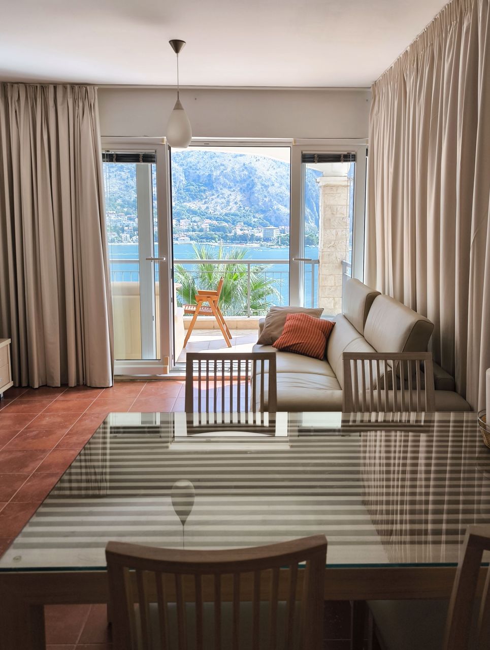 Apartment in Kotor, Montenegro, 76 m² - picture 5