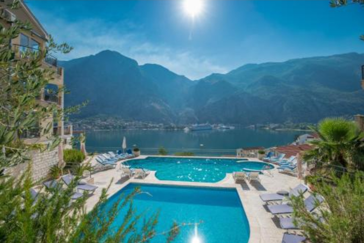 Apartment in Kotor, Montenegro, 76 m² - picture 18