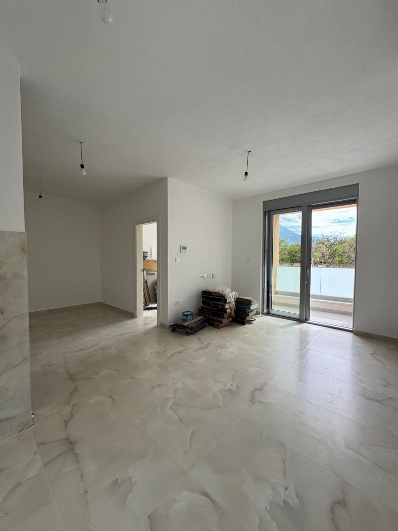 Piso en el Bar, Montenegro, 50 m² - imagen 1