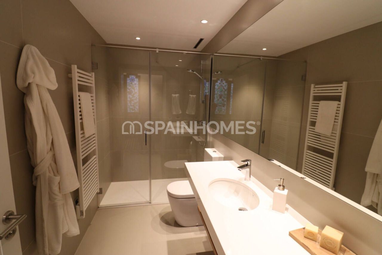 Apartment in Barcelona, Spanien, 187 m² - Foto 18