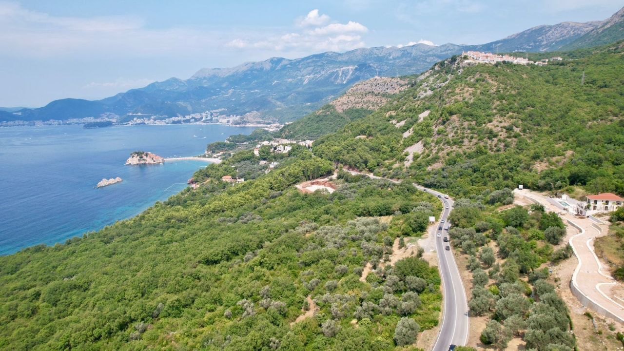 Land in Blizikuce, Montenegro, 2 682 m² - picture 8