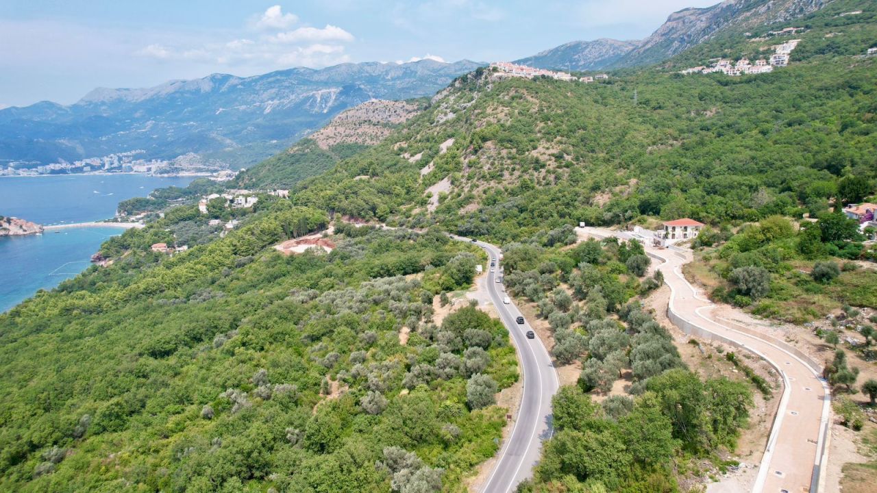 Land in Blizikuce, Montenegro, 2 682 m² - picture 12