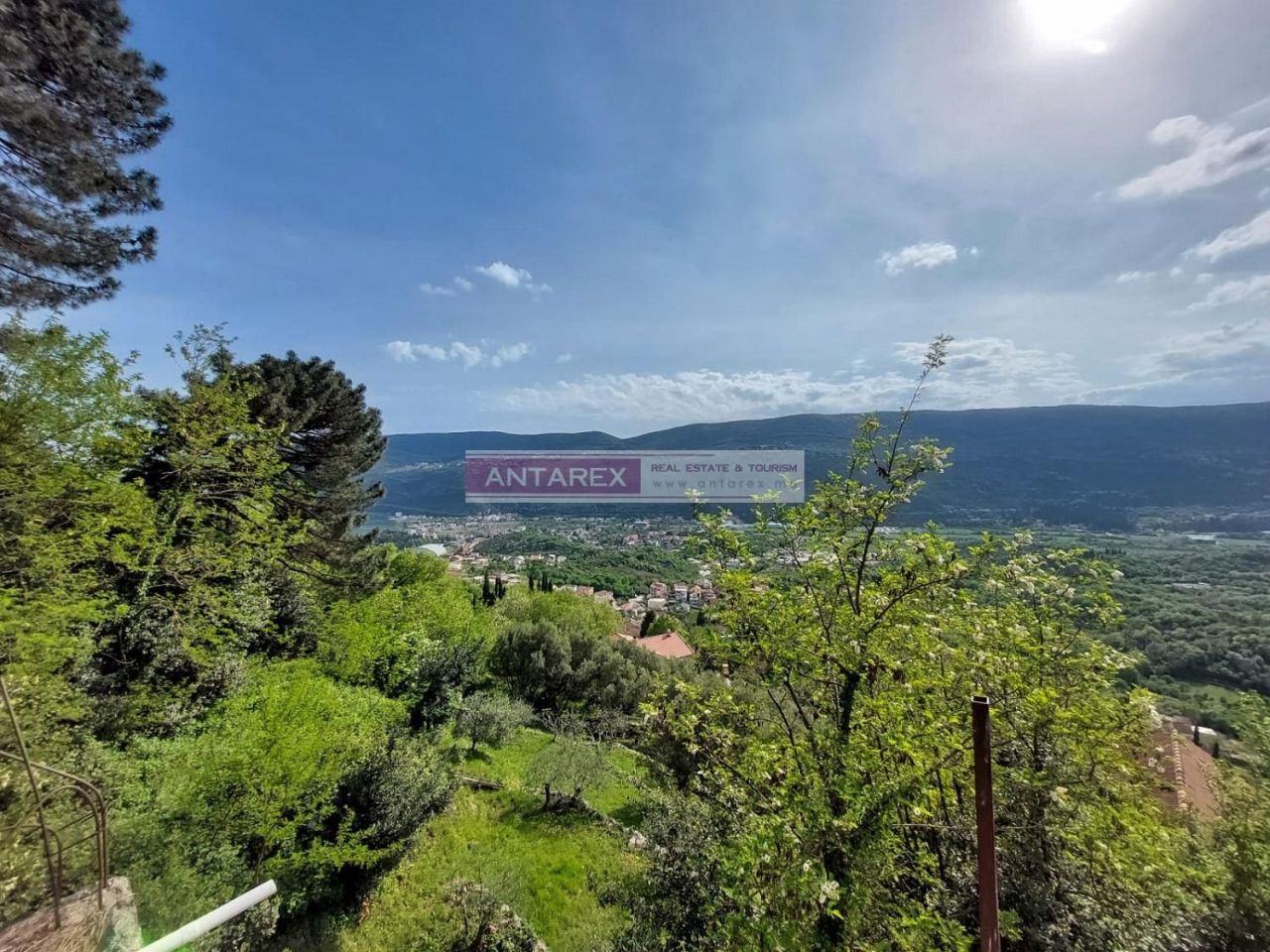 Villa in Herceg-Novi, Montenegro, 188 m² - picture 2