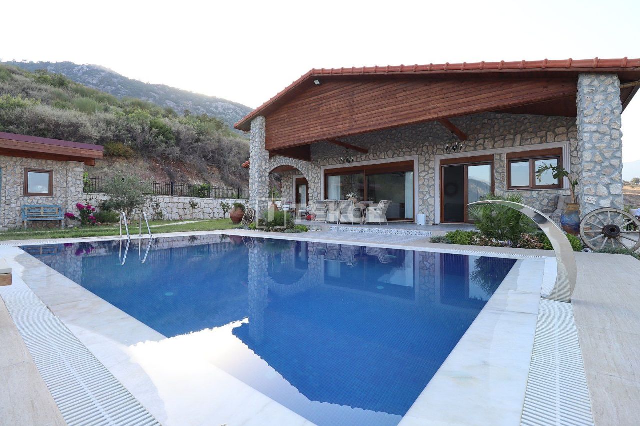 Villa in Kumluca, Turkey, 247 m² - picture 5