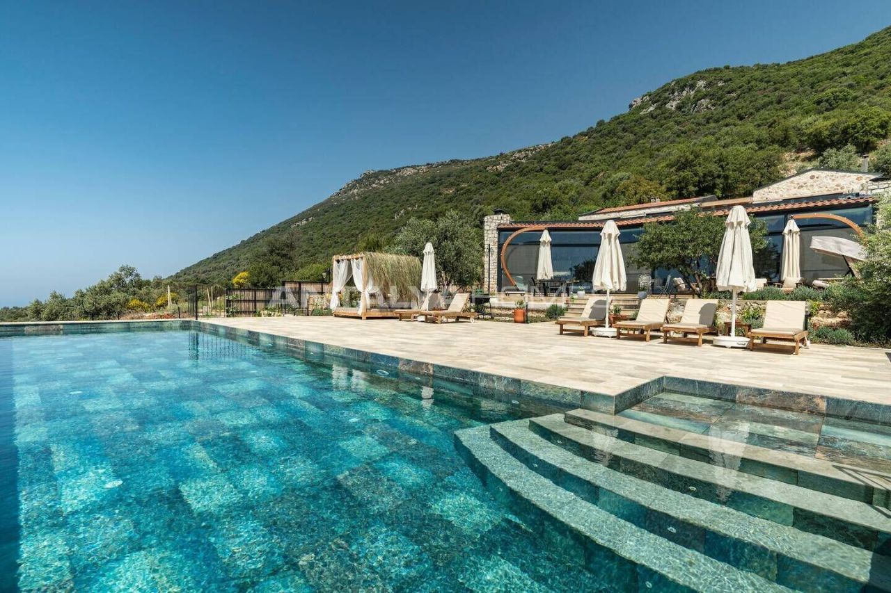 Villa in Kaş, Turkey, 972 m² - picture 3