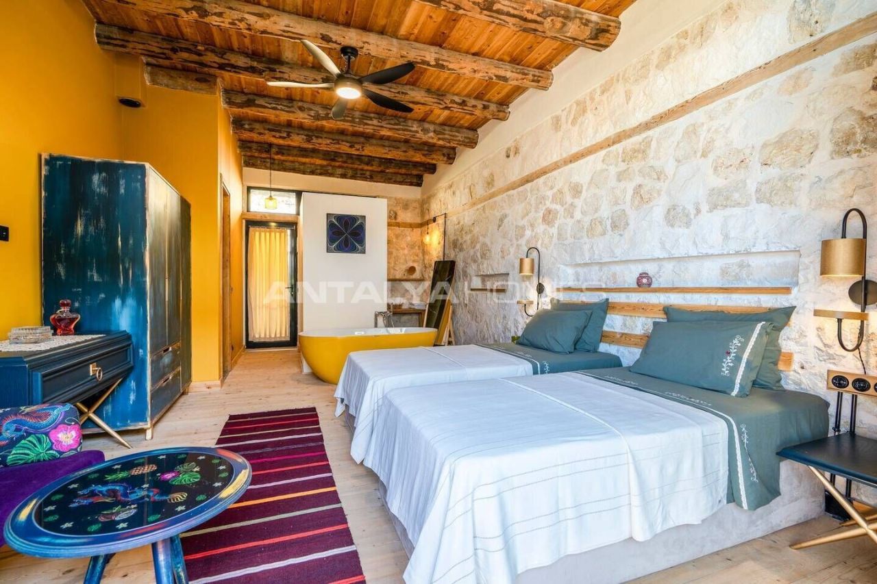 Villa in Kaş, Turkey, 972 m² - picture 19