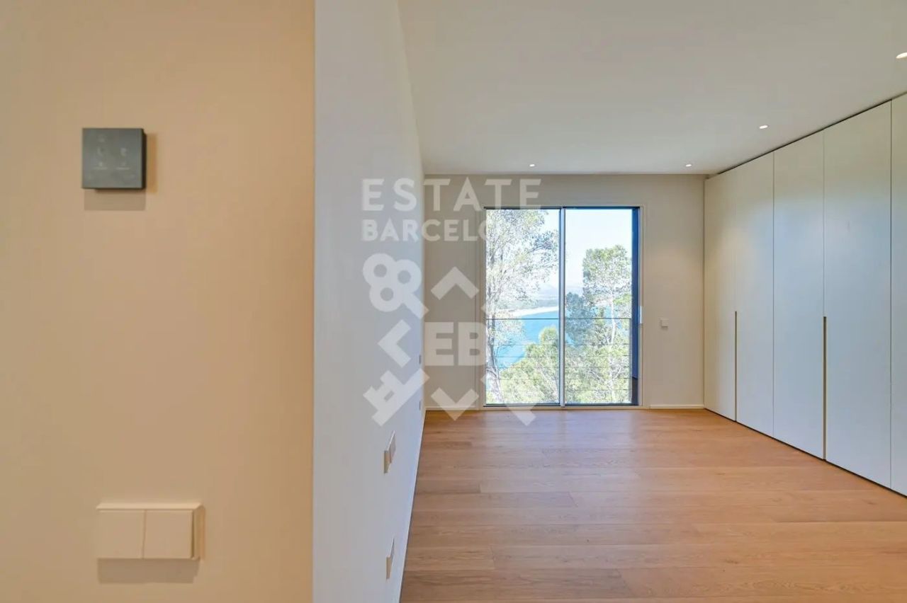 Maison à Begur, Espagne, 347 m² - image 8