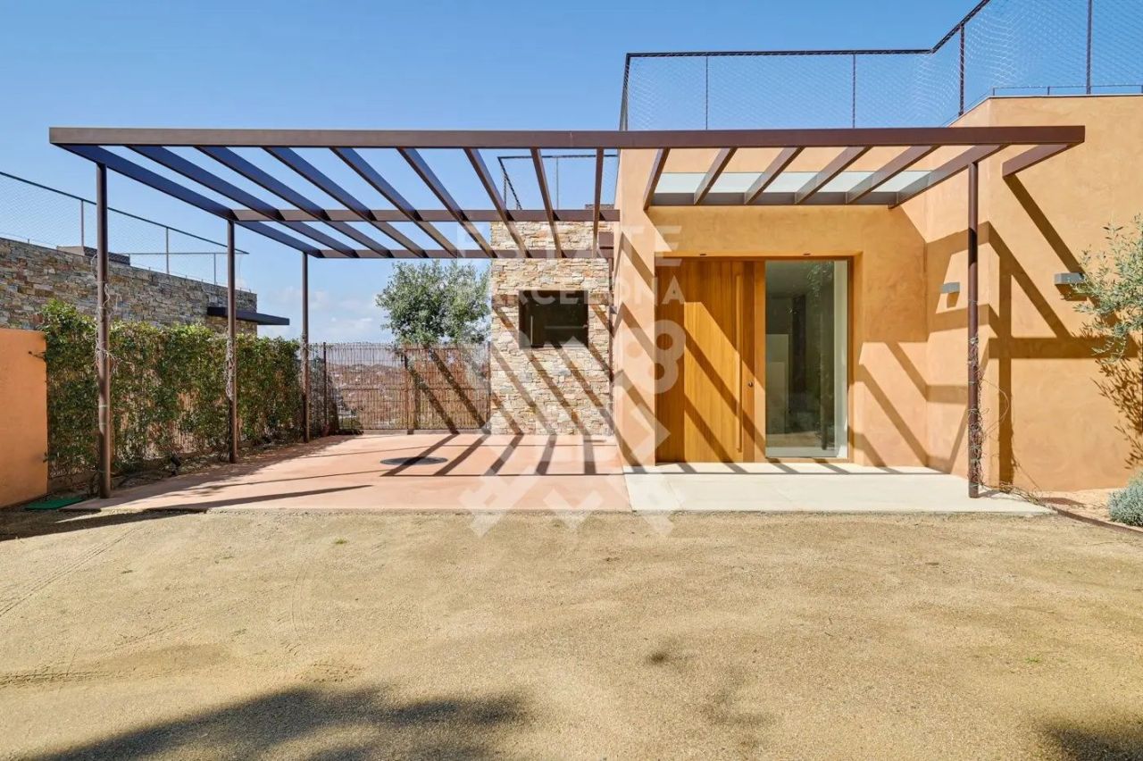 Maison à Begur, Espagne, 347 m² - image 3