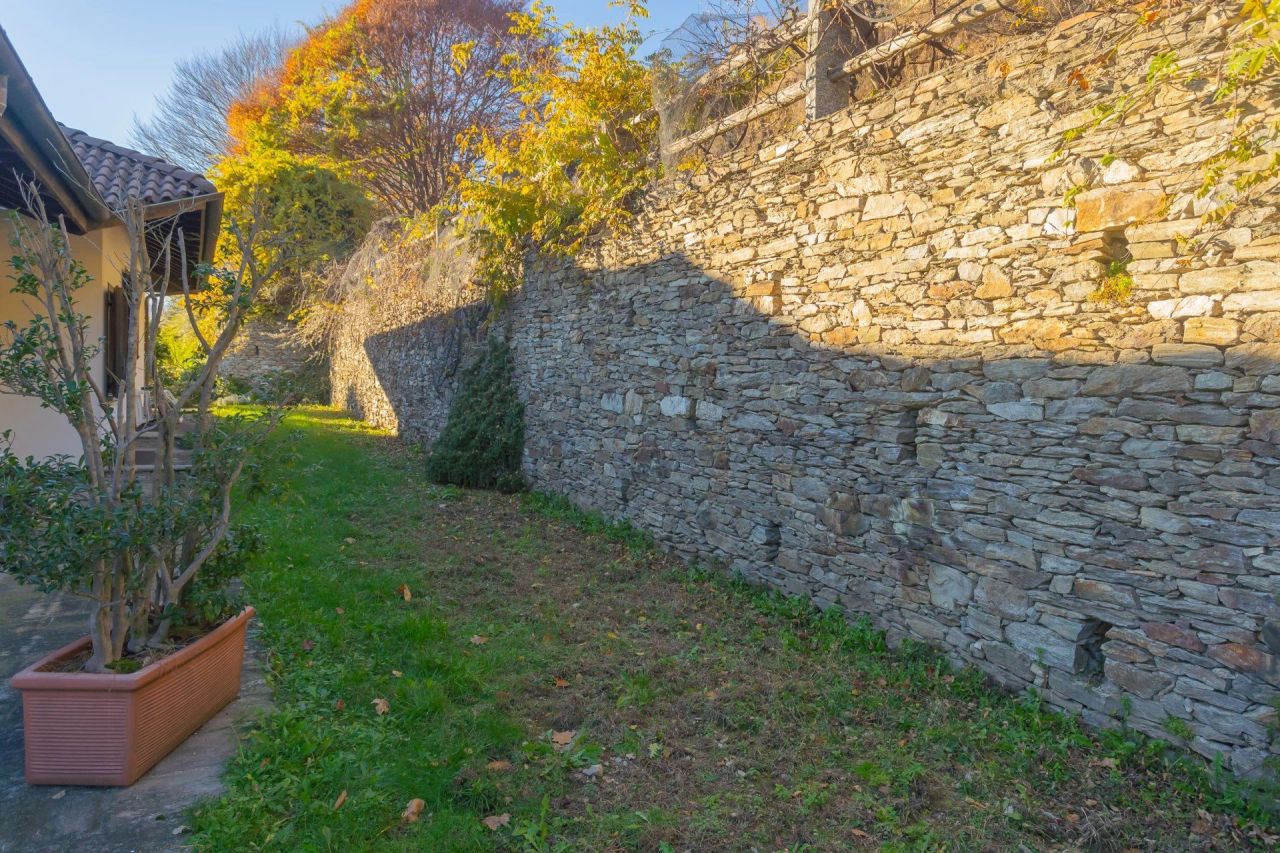 Villa in Verbania, Italy, 500 m² - picture 13