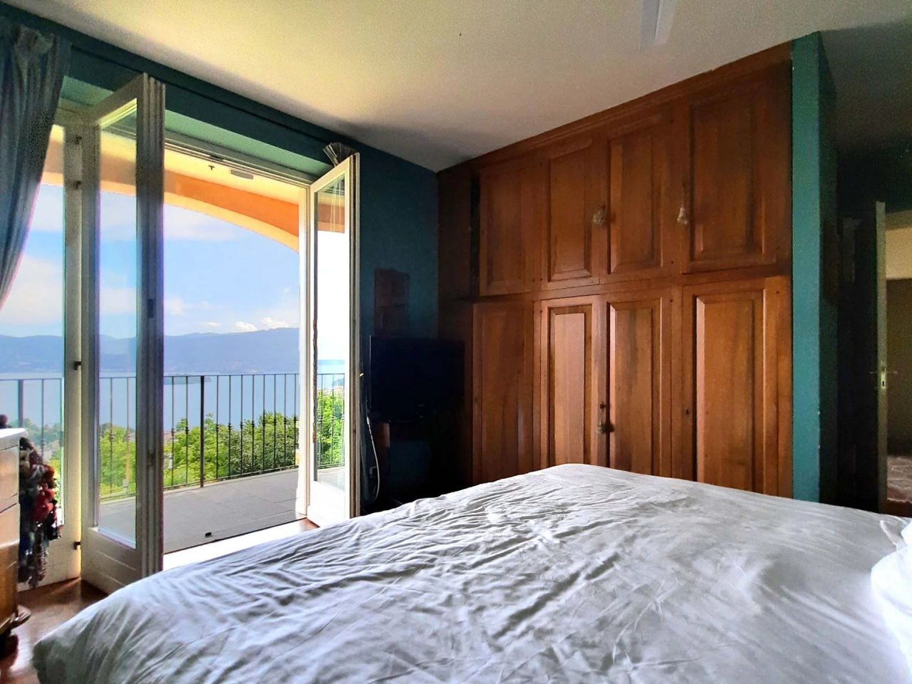 Villa à Verbania, Italie, 300 m² - image 10