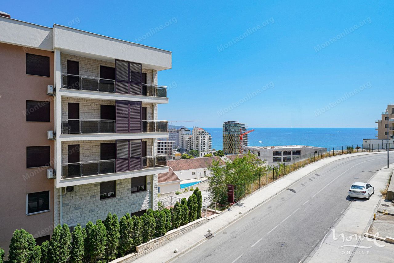 Apartamento en Becici, Montenegro, 45 m² - imagen 1