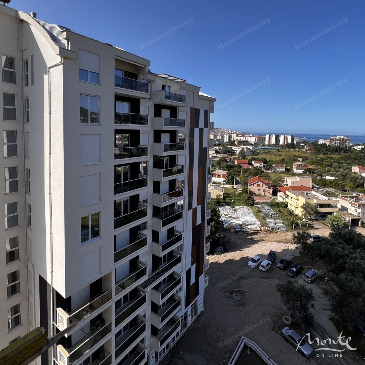 Appartement au Bar, Monténégro, 72 m² - image 2