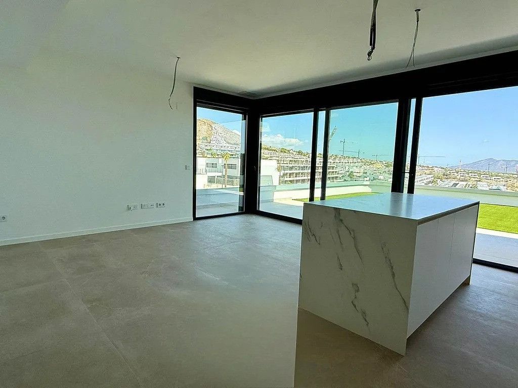 Apartment in Finestrat, Spain, 135 m² - picture 9