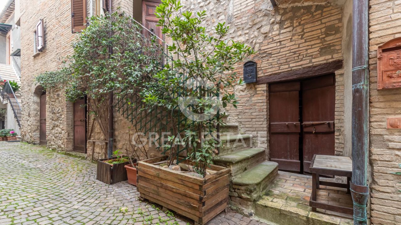 Apartment Castel Viscardo, Italy, 205.2 m² - picture 2