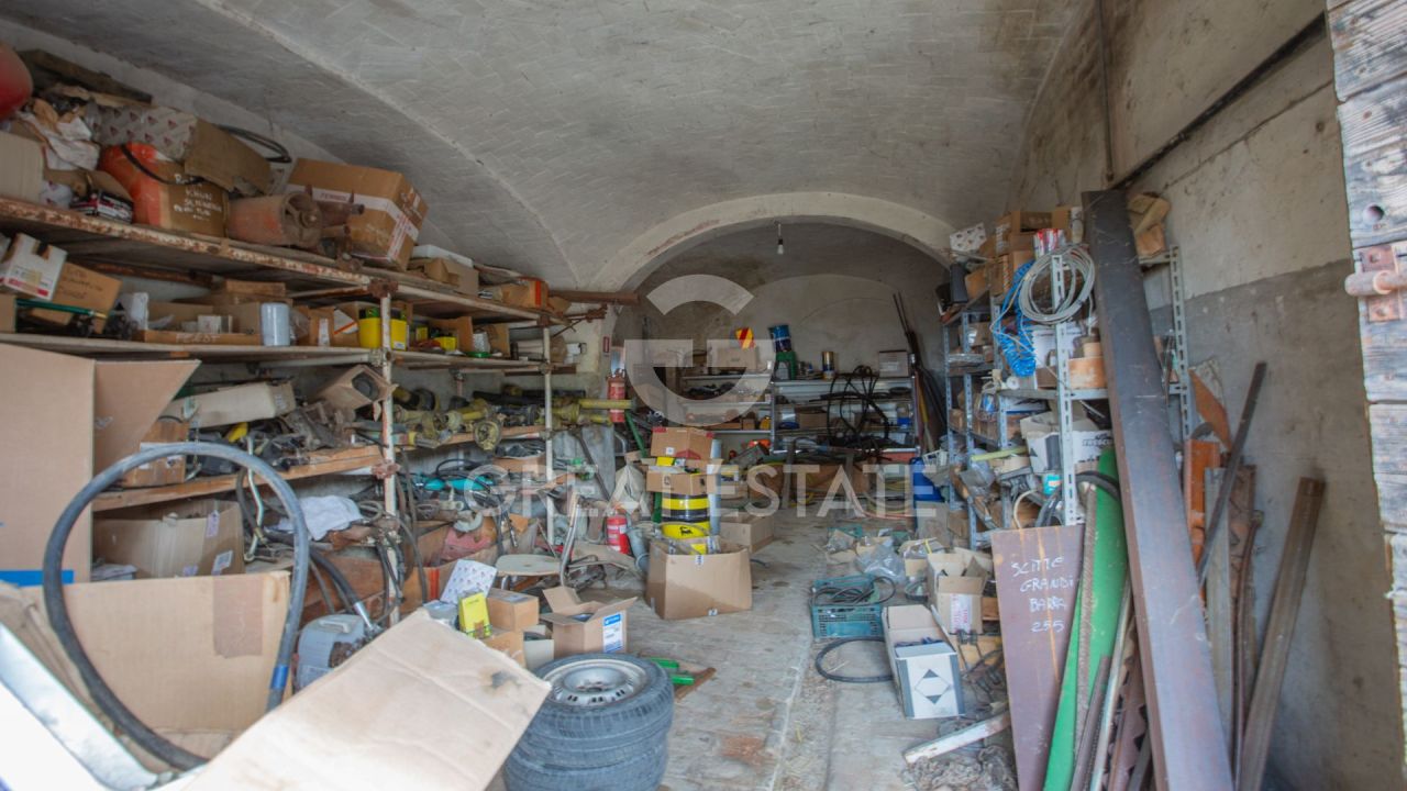 Casa en Castiglione del Lago, Italia, 469.7 m² - imagen 15