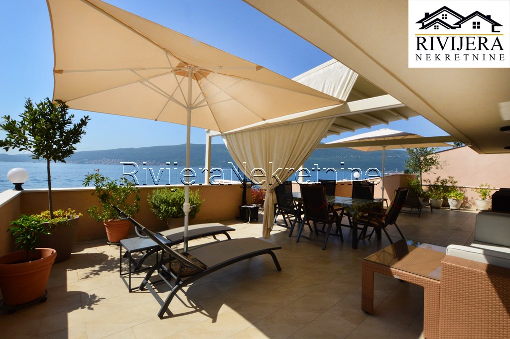 Casa a Herceg-Novi, Montenegro, 400 m² - foto 5