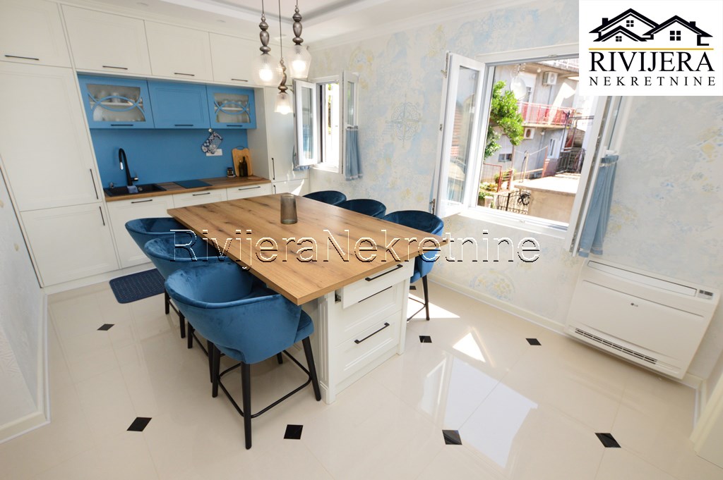 Casa a Herceg-Novi, Montenegro, 400 m² - foto 9