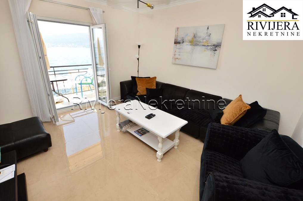 Casa a Herceg-Novi, Montenegro, 400 m² - foto 6