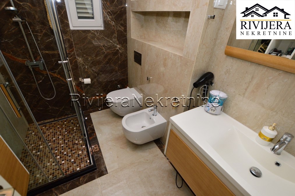 Casa a Herceg-Novi, Montenegro, 400 m² - foto 16