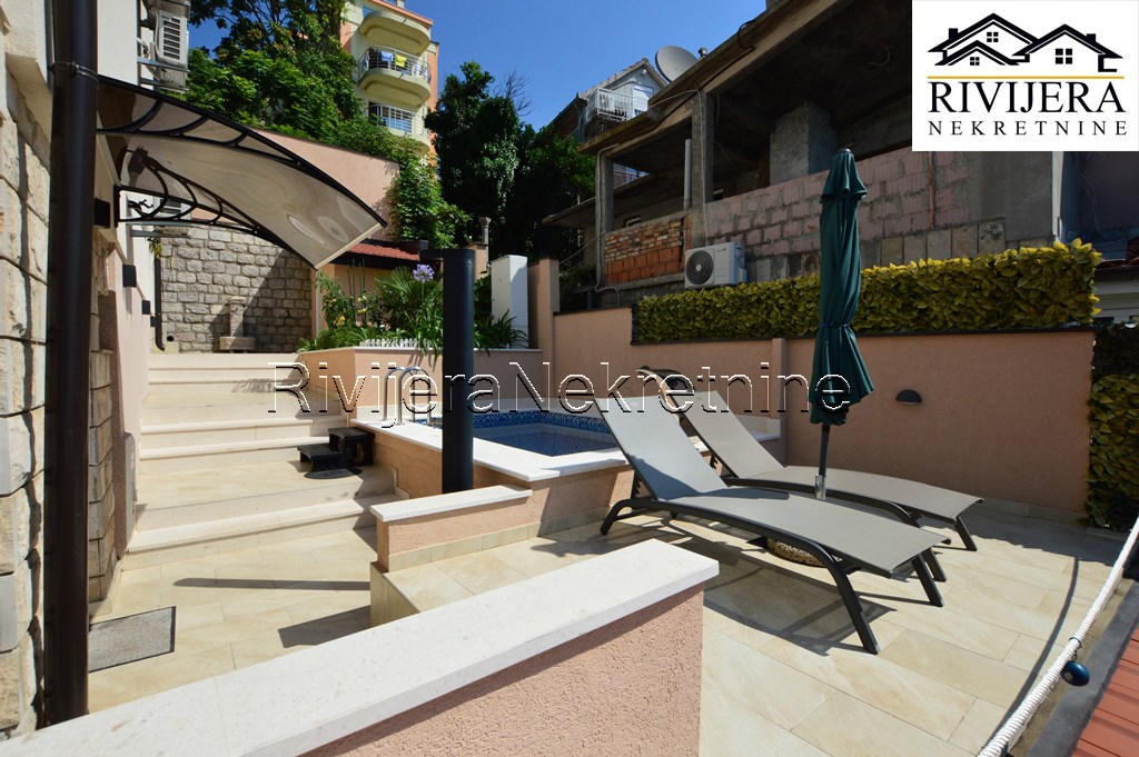 Casa a Herceg-Novi, Montenegro, 400 m² - foto 14