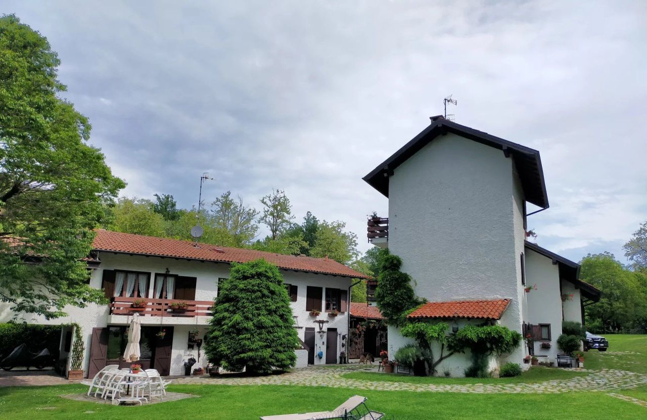 Villa in Arona, Italien, 400 m² - Foto 7