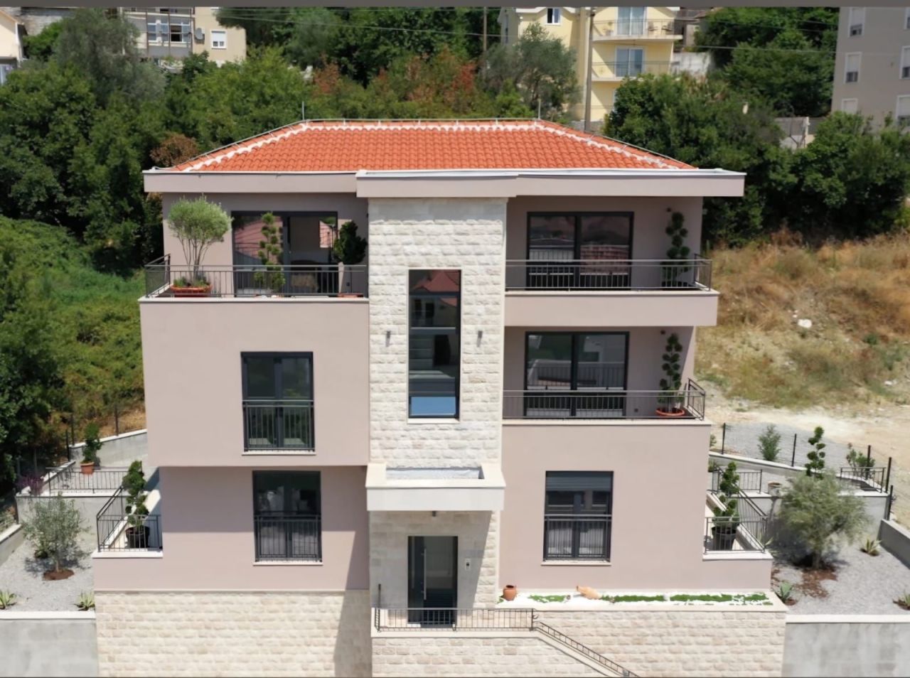 Appartement à Tivat, Monténégro, 77 m² - image 4