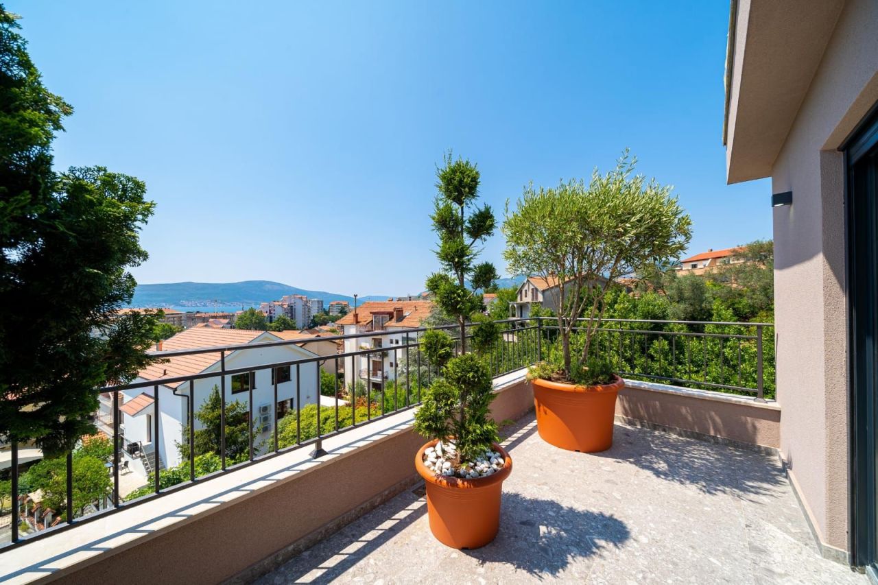 Appartement à Tivat, Monténégro, 77 m² - image 13