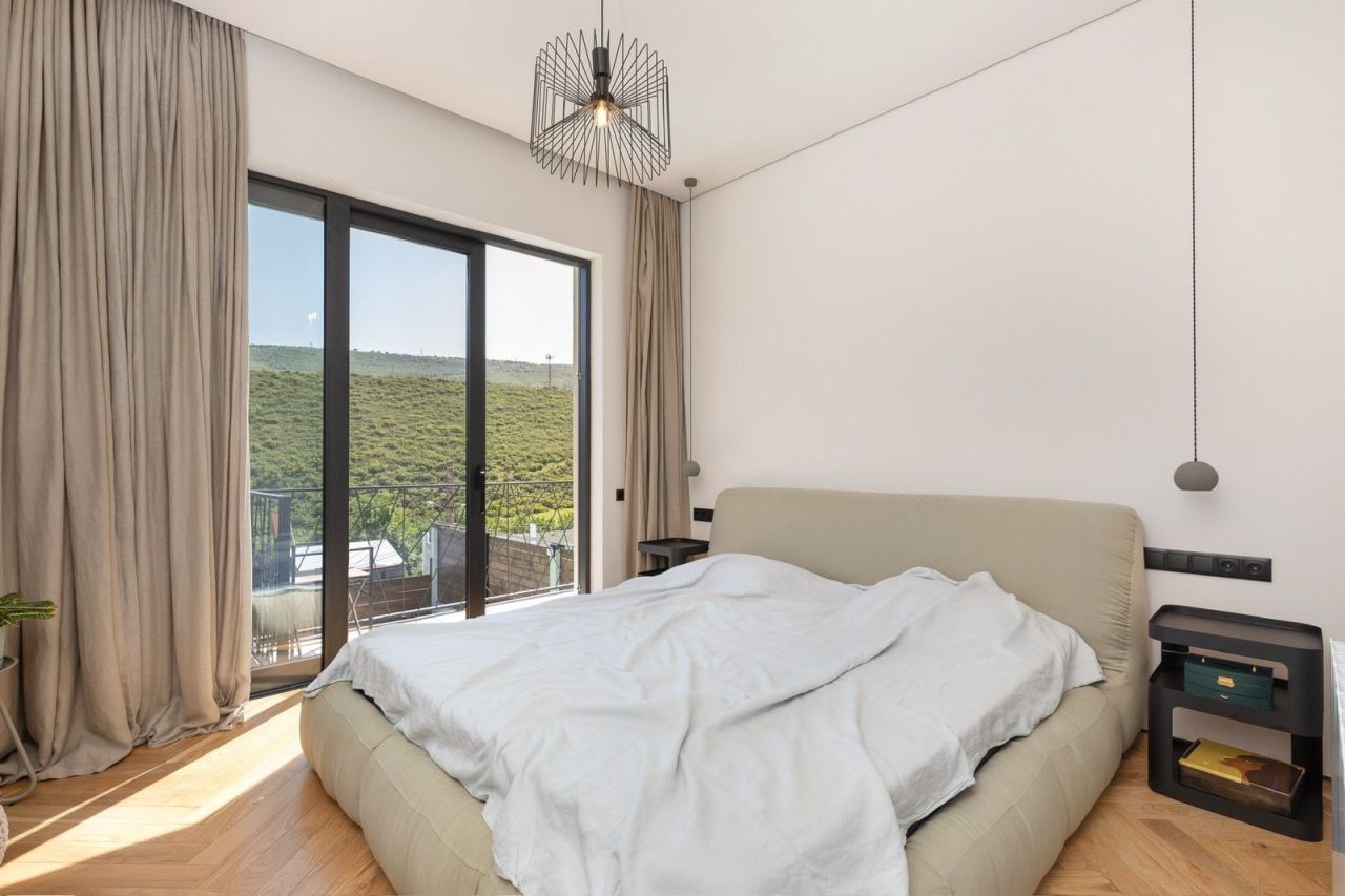 Maison à Tbilissi, Géorgie, 330 m² - image 9