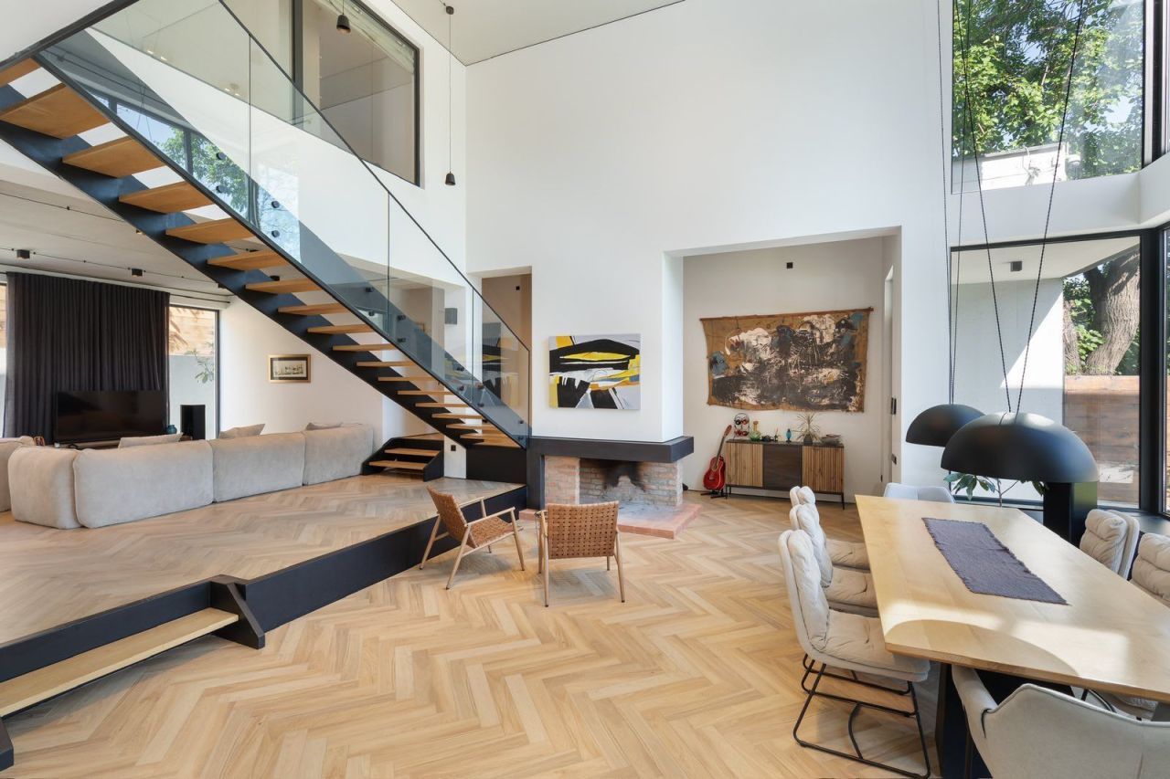 Maison à Tbilissi, Géorgie, 330 m² - image 6