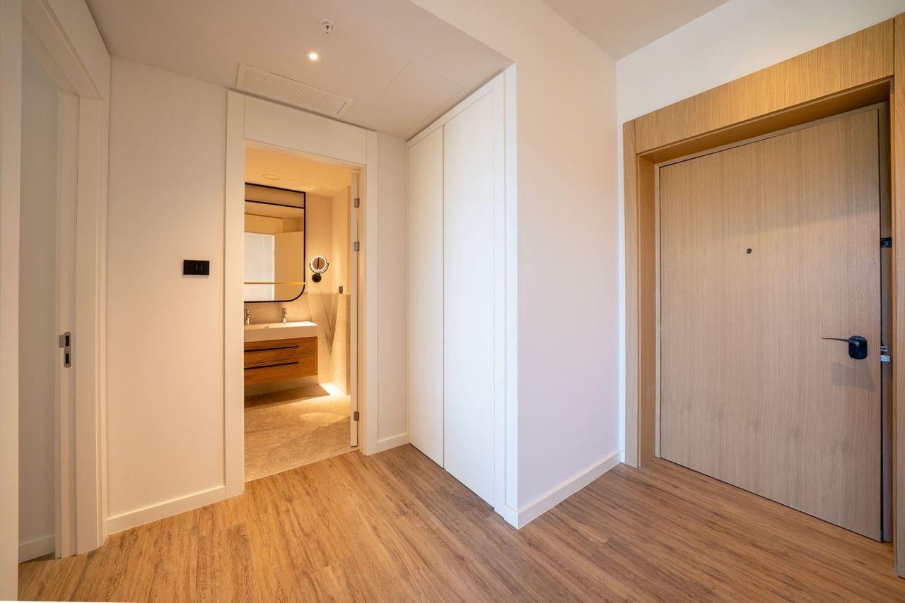 Apartamento en Tivat, Montenegro, 63 m² - imagen 11