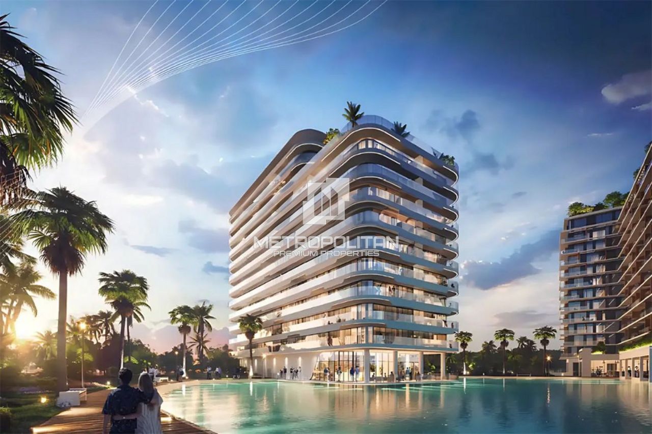 Apartment in Dubai, UAE, 34 m² - picture 1