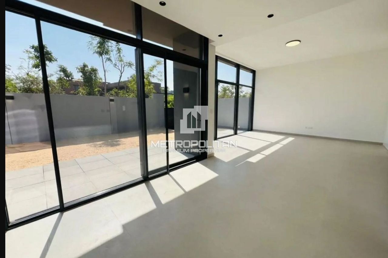 Townhouse a Sharja, EAU, 218 m² - foto 2