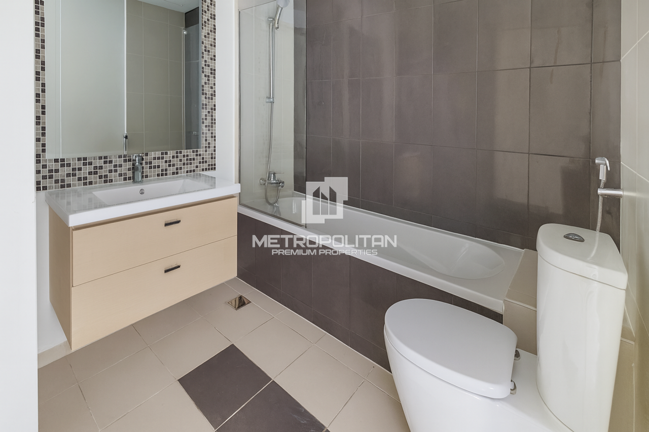 Townhouse in Dubai, UAE, 232 m² - picture 9