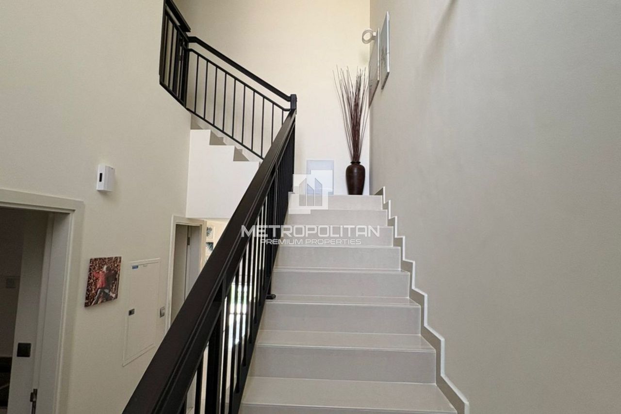 Townhouse in Dubai, UAE, 232 m² - picture 10