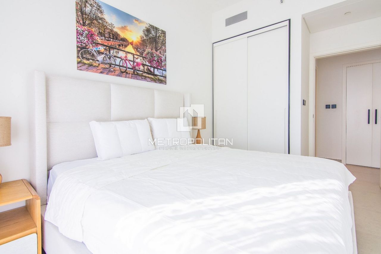 Apartment in Dubai, UAE, 69 m² - picture 12