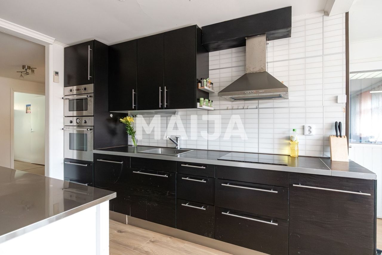 Maison à Vantaa, Finlande, 91.5 m² - image 1