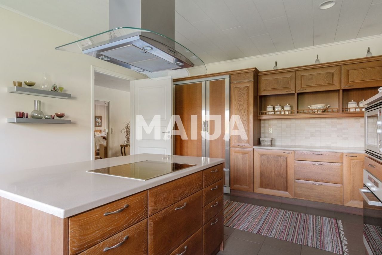 Maison à Riihimaki, Finlande, 230 m² - image 4