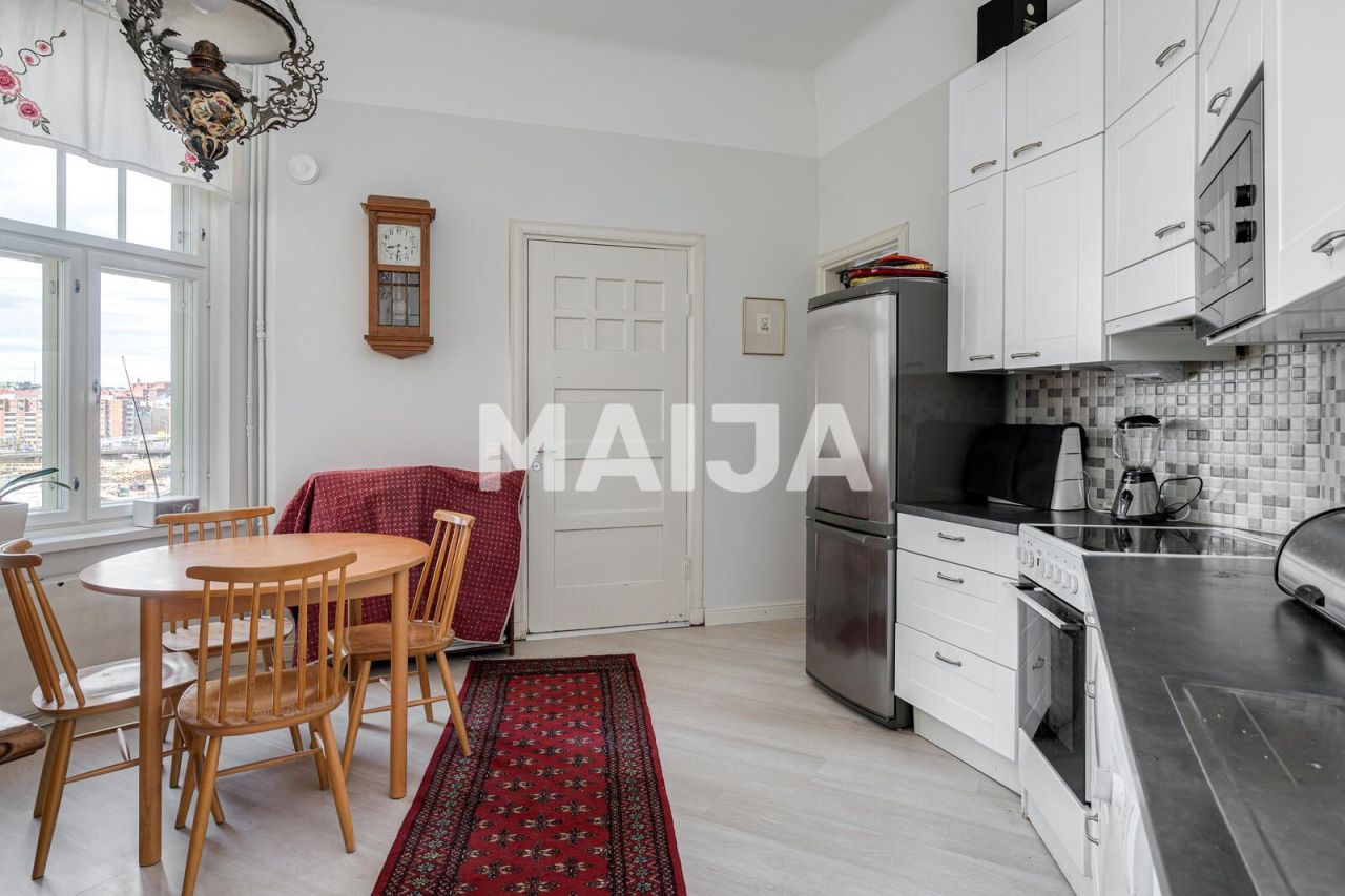 Apartment in Helsinki, Finland, 76 m² - picture 8