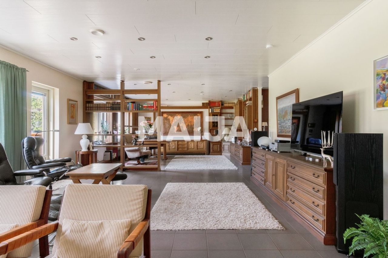 Maison à Riihimaki, Finlande, 230 m² - image 8