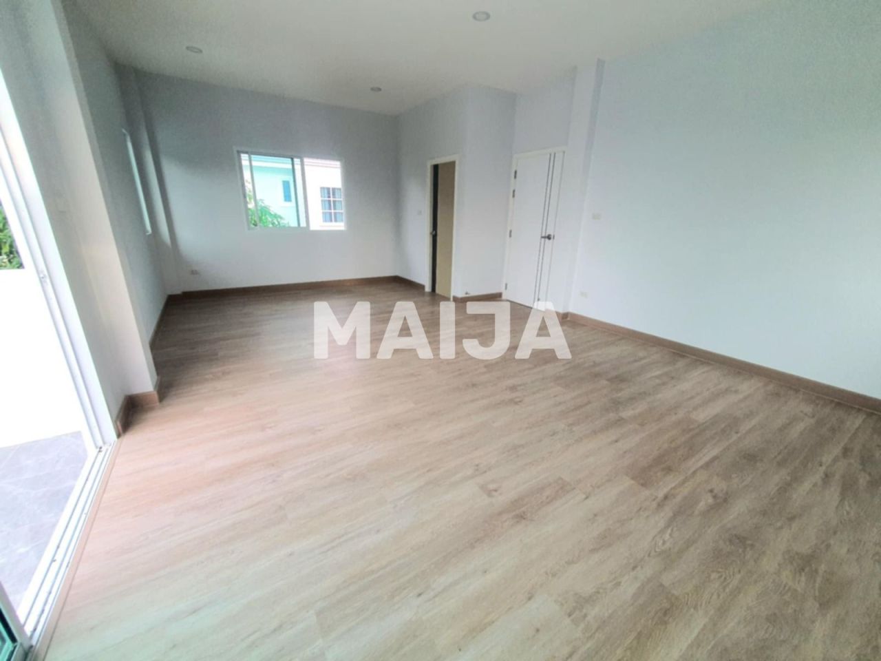 Villa a Si Racha, Thailandia, 200 m² - foto 12