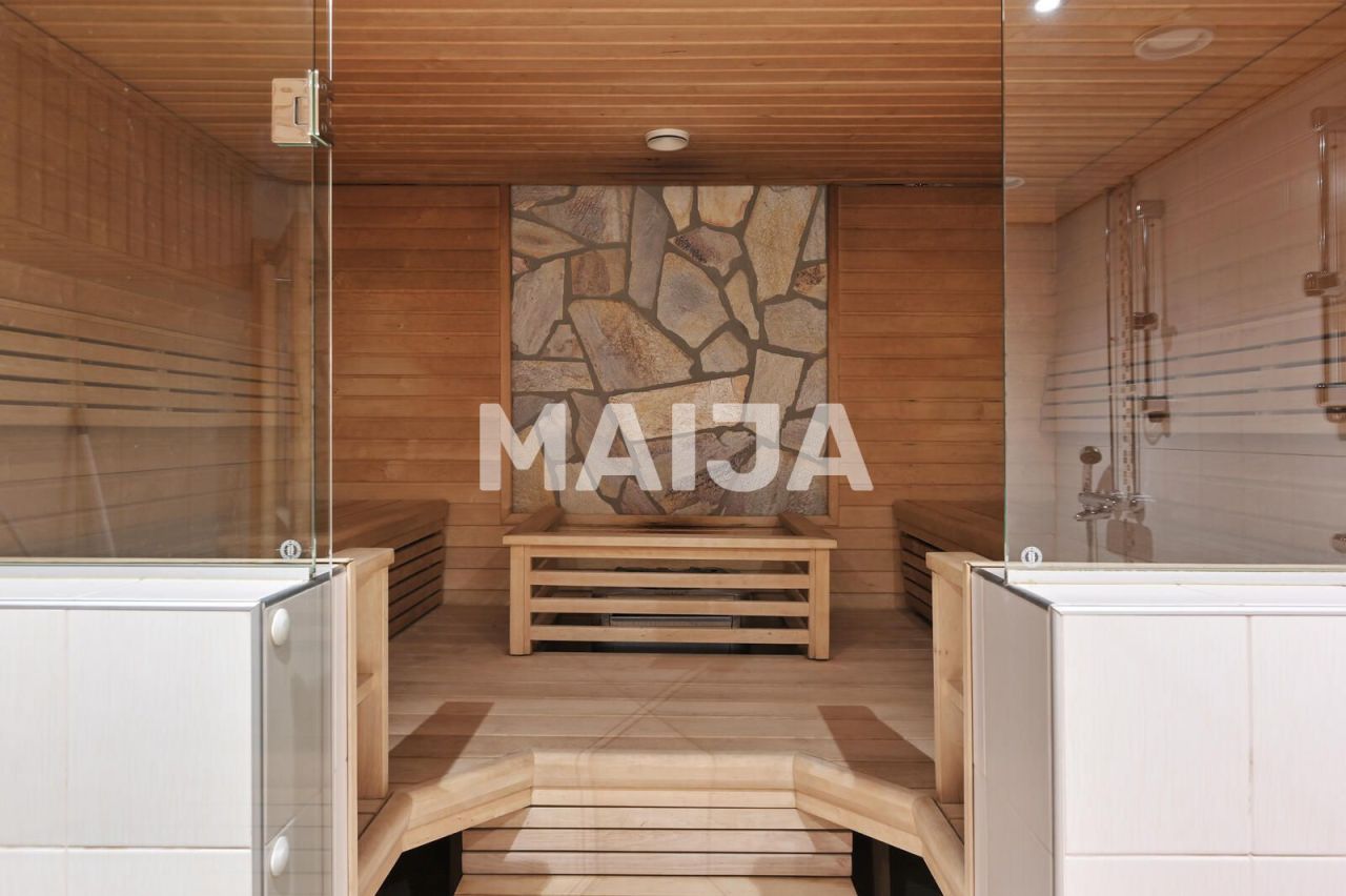 Apartment in Helsinki, Finland, 76 m² - picture 13